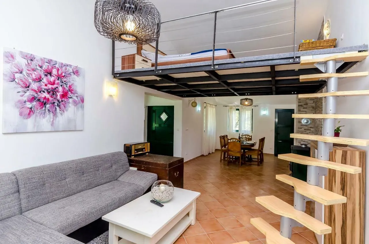 Holiday home House Nostalgia Villa Slatine Croatia